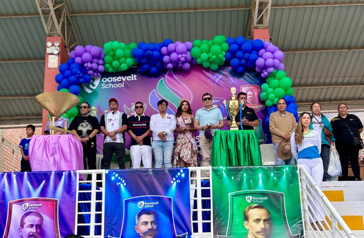 Roosevelt School inaugura sus olimpiadas 2026 en Huánuco con antorcha, pasacalle y baile urbano